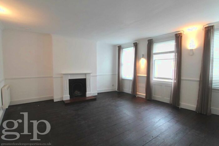 2 Bedroom Maisonette To Rent In Brewer Street, Soho, W1F
