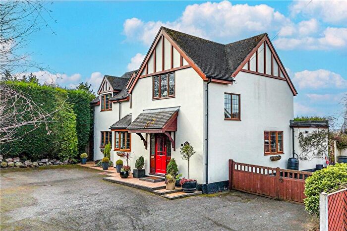 4 Bedroom Detached House For Sale In Wilnecote House Drive, Wilnecote, Tamworth, Staffordshire, B77