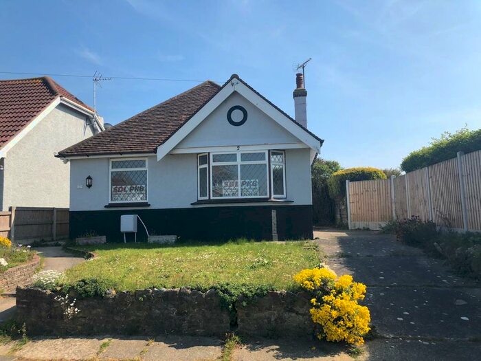 2 Bedroom Bungalow To Rent In Kents Avenue, Holland-on-Sea, CO15
