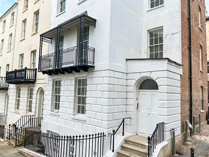 1 Bedroom Flat To Rent In Wellington Square, Hastings, TN34