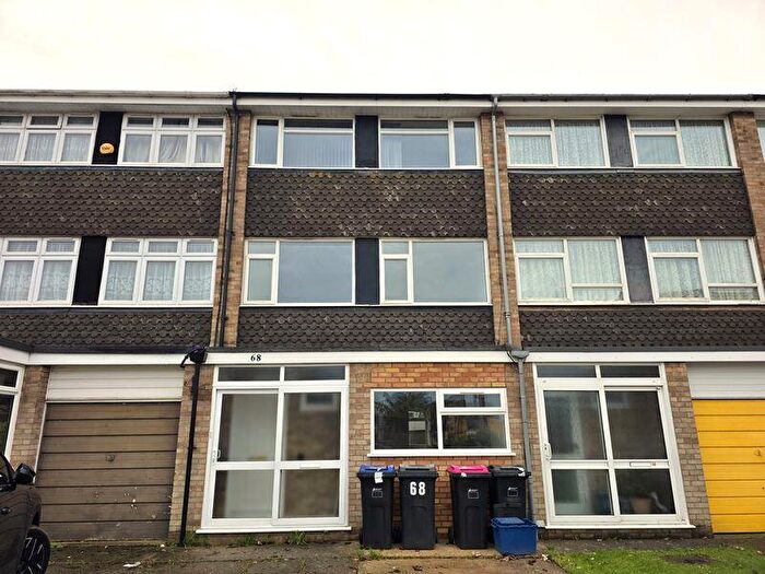 4 Bedroom Town House To Rent In Barnstaple Road, Southend-On-Sea, SS1