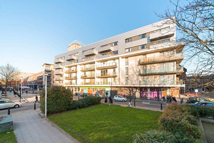 1 Bedroom Flat For Sale In Sheridan Heights, Spencer Way, Shadwell, London, E1