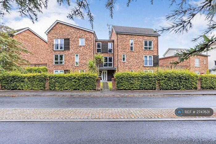 2 Bedroom Flat To Rent In Hampden Crescent, Bracknell, RG12