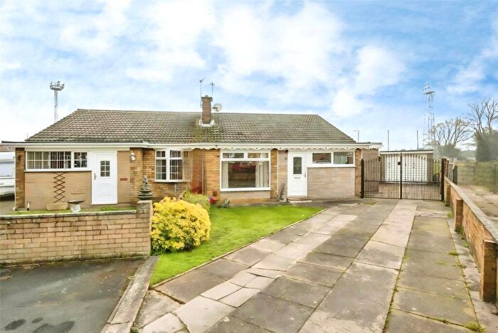2 Bedroom Semi-Detached Bungalow For Sale In Park Close, Armthorpe, Doncaster, DN3