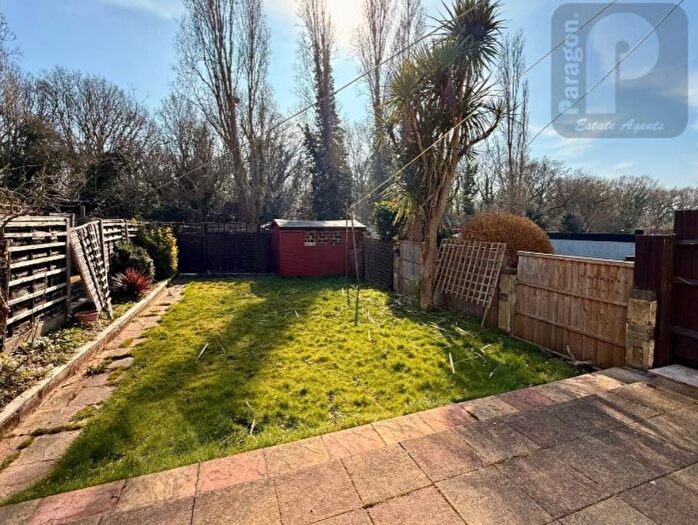 2 Bedroom Maisonette To Rent In Doreen Avenue, Kingsbury, NW9