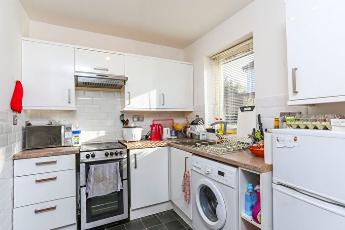 1 Bedroom Flat To Rent In Coldharbour Lane, Hayes, UB3