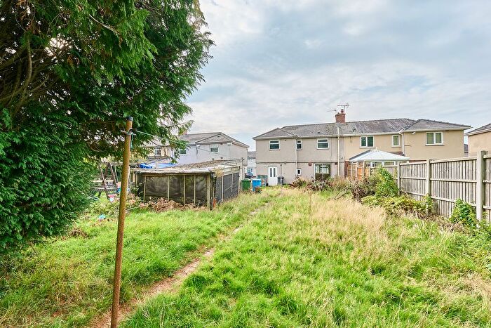 Semi-Detached House For Sale In Hill Street, Essington, Wolverhampton, Staffordshire, WV11