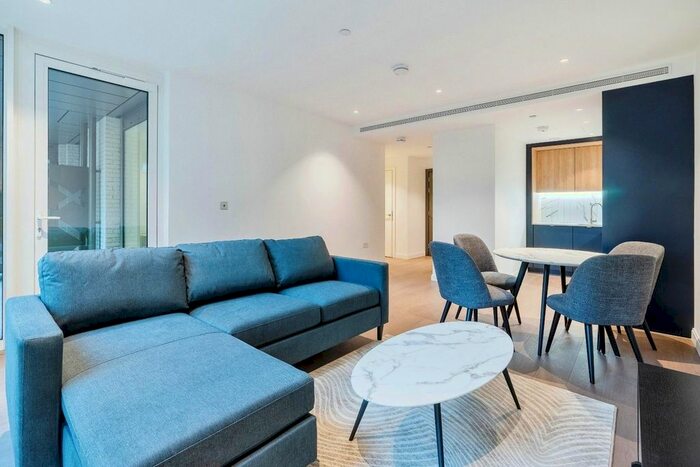 1 Bedroom Flat To Rent In Oval Village, Vauxhall, London, SE11