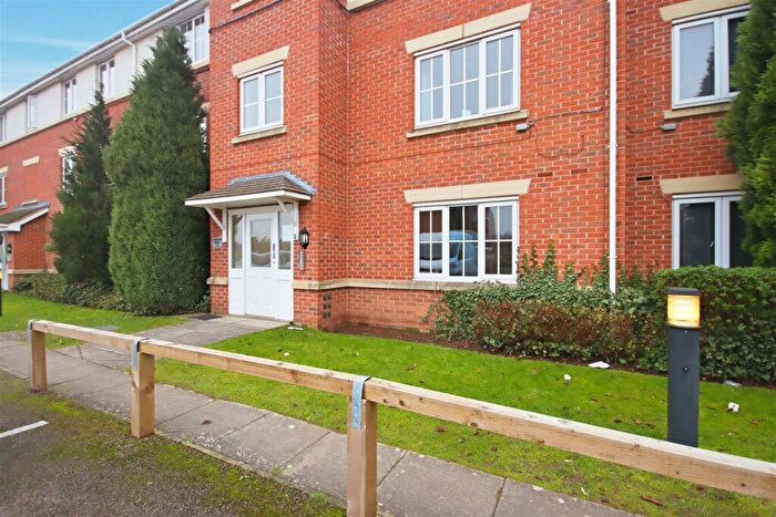 1 Bedroom Flat For Sale In Coniston House, Spinner Croft, Chesterfield, S40 - Photo 9