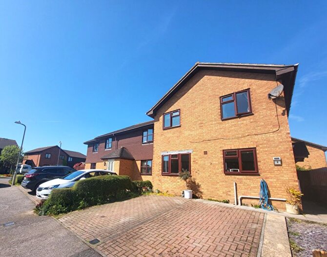 3 Bedroom Semi-Detached House To Rent In Becket Close, Deal, CT14