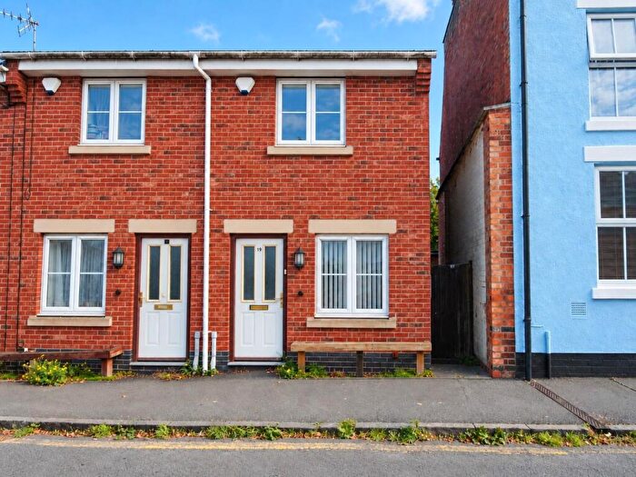 2 Bedroom Terraced House For Sale In Princes Street, Rugby, CV21