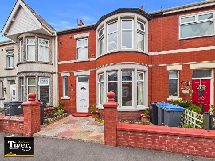 3 Bedroom Terraced House For Sale In Leckhampton Road, Blackpool, FY1