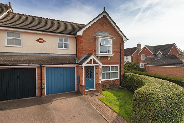 3 Bedroom End Terrace House For Sale In Saxon Close, Kings Hill, ME19