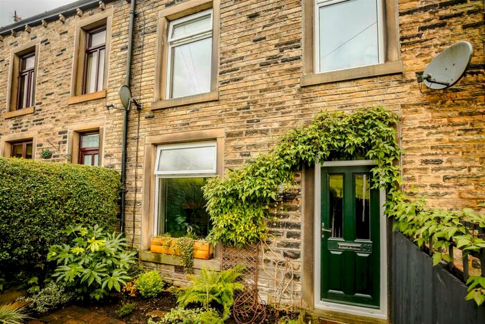 2 Bedroom Terraced House For Sale In Binn Road, Marsden, Huddersfield, HD7