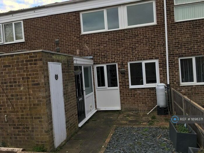 3 Bedroom Terraced House To Rent In Warren Close, Brandon, IP27