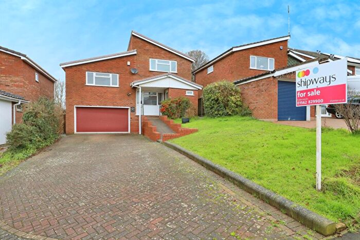 4 Bedroom Detached House For Sale In Kestrel Close, Kidderminster, DY10