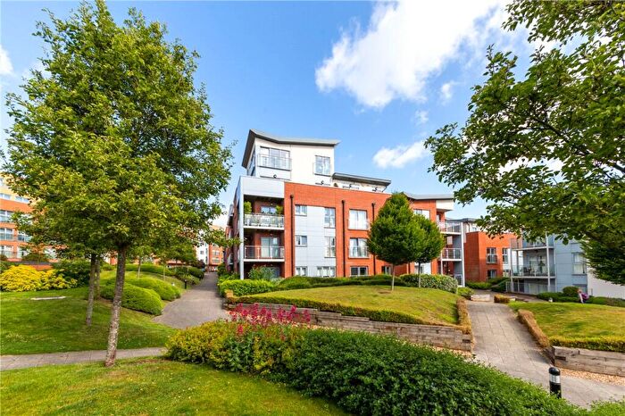 3 Bedroom Flat To Rent In Roma House, Charrington Place, St. Albans, AL1