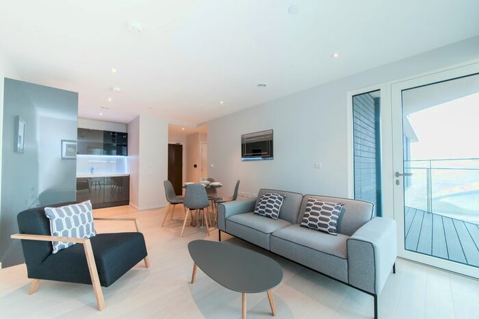 1 Bedroom Flat To Rent In Glasshouse Gardens, Stratford, London, E20