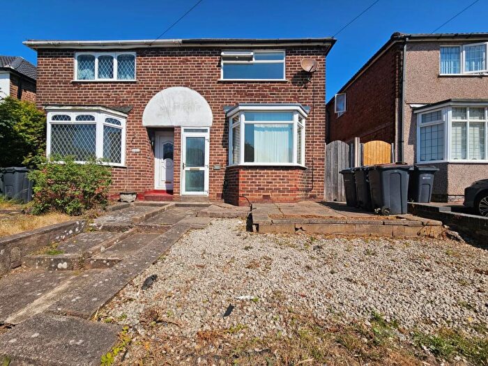 2 Bedroom House To Rent In Dyas Road, Great Barr, Birmingham, B44