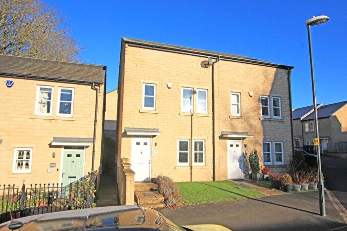 3 Bedroom Semi Detached House For Sale In Hayton Way, Skipton, BD23