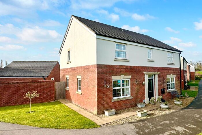 4 Bedroom Detached House For Sale In Royal Wilding Place, Holmer, Hereford, HR1