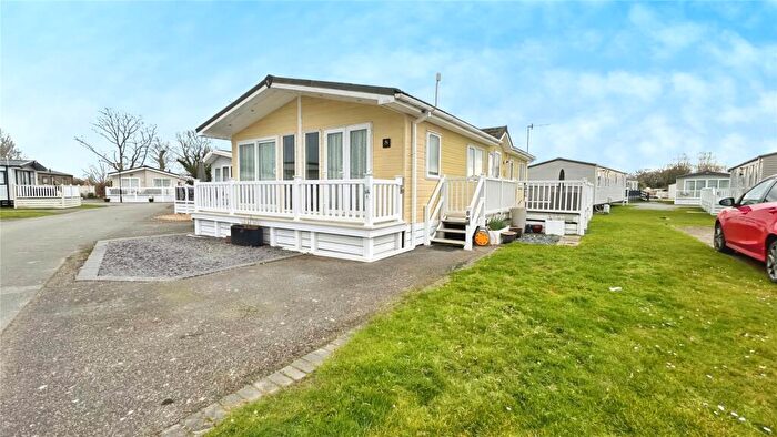 2 Bedroom Mobile Home For Sale In Vinnetrow Road, Runcton, Chichester, PO20