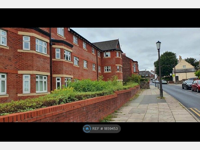 2 Bedroom Flat To Rent In Higher Bebington, Wirral, CH63