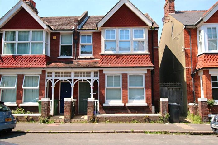 1 Bedroom Property To Rent In Willowfield Road, Eastbourne, BN22