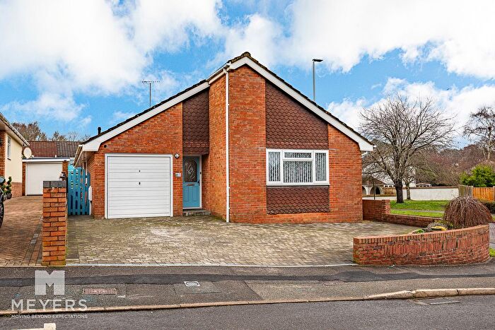 3 Bedroom Bungalow For Sale In Cogdeane Road, Canford Heath, Poole, BH17