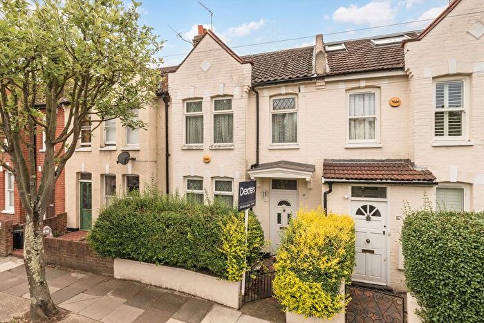 2 Bedroom Property For Sale In Keble Street, Summerstown, SW17