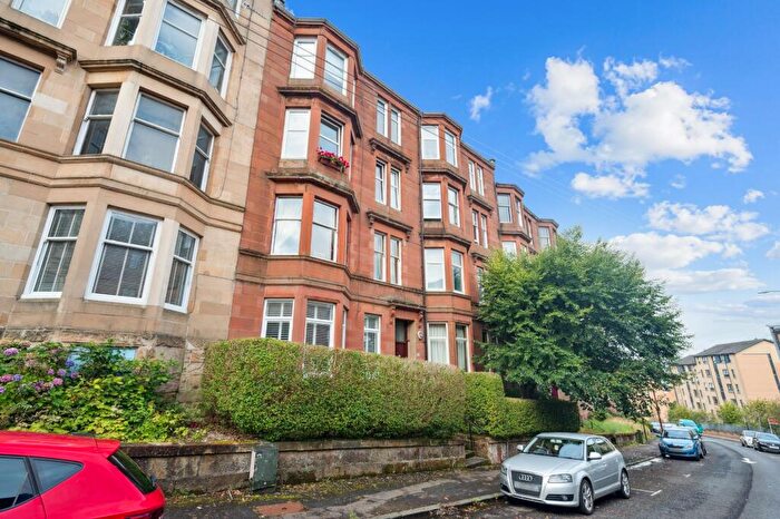 1 Bedroom Flat To Rent In Oban Drive, Flat /, North Kelvinside, Glasgow, G20