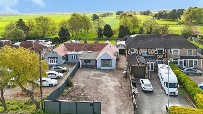 3 Bedroom Semi-Detached Bungalow For Sale In Hull Road, Coniston, Hull, HU11