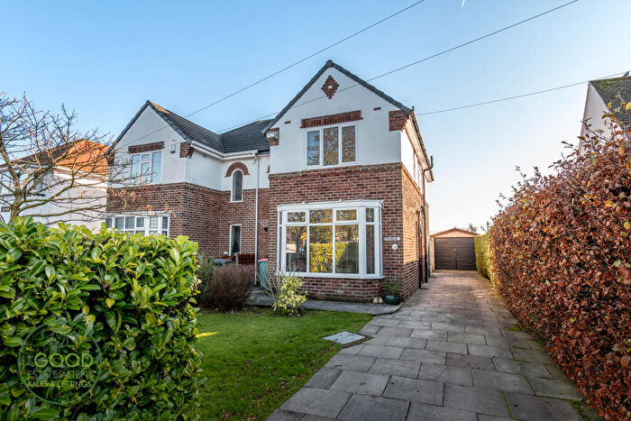 3 Bedroom Semi Detached House For Sale In Lightfoot Lane, Preston, PR2