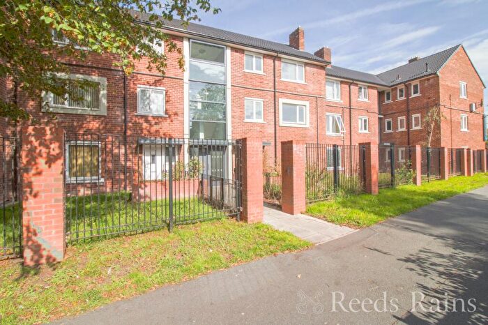 1 Bedroom Apartment For Sale In Sutton Way, Great Sutton, Ellesmere Port, Cheshire, CH65