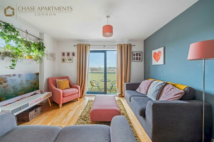 2 Bedroom Apartment To Rent In Oval Road, London, NW1