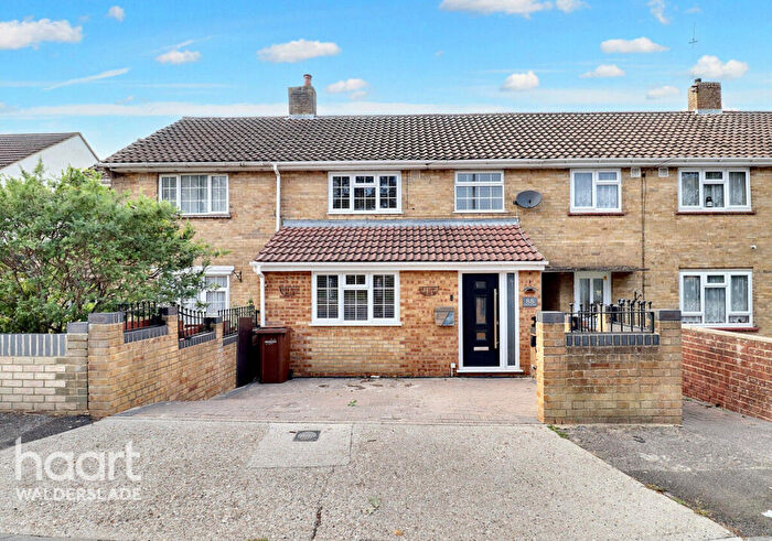 3 Bedroom Terraced House For Sale In King George Road, Chatham, ME5