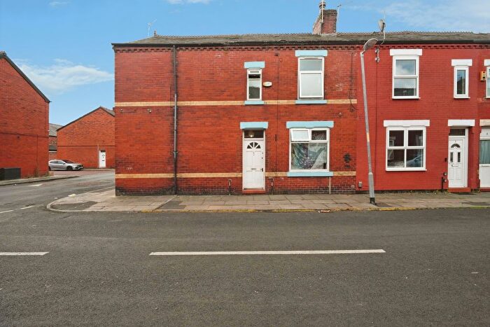 2 Bedroom Terraced House For Sale In Middlebourne Street, Salford, Lancashire, M6