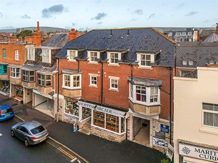 2 Bedroom Property For Sale In East Court, Kings Road East, BH19