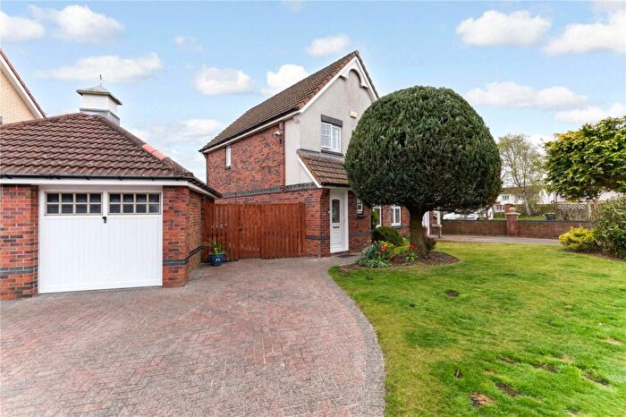 3 Bedroom Semi-Detached House For Sale In Obree Avenue, Prestwick, South Ayrshire, KA9