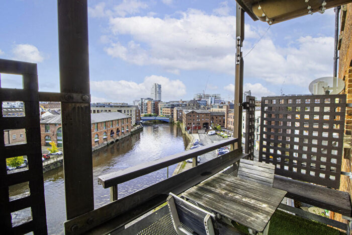 1 Bedroom Apartment To Rent In The Calls, Leeds, LS2