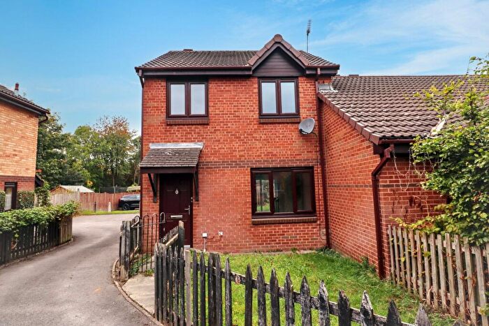 3 Bedroom Semi Detached House For Sale In Sheldrake Avenue, Bradford, West Yorkshire, BD8