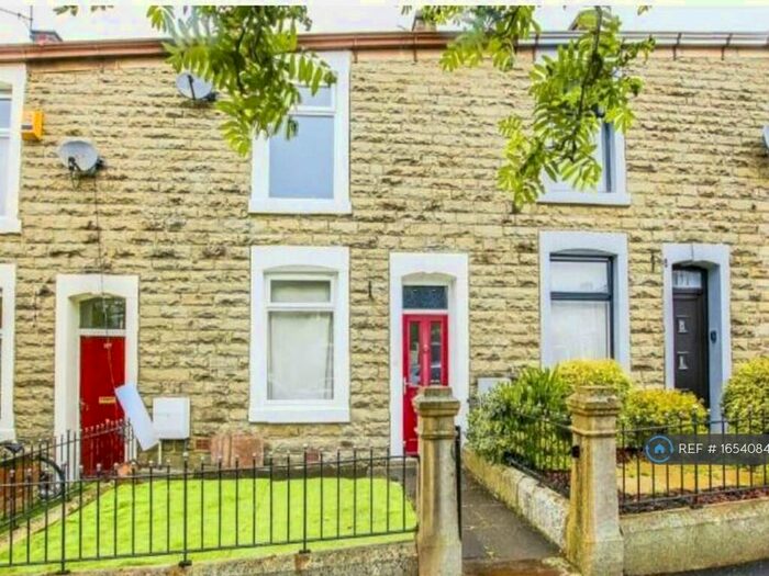 3 Bedroom Terraced House To Rent In Avenue Parade, Accrington, BB5