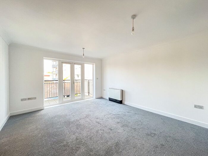 2 Bedroom Flat To Rent In Baltic Wharf, Clifton Marine Parade, Gravesend, Kent, DA11