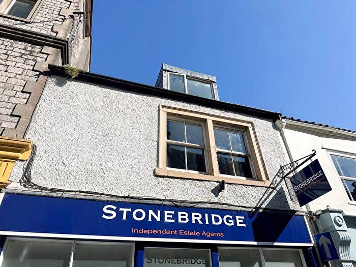 1 Bedroom Flat For Sale In High Street, Shepton Mallet, BA4