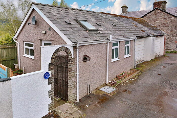 1 Bedroom Semi-Detached Bungalow For Sale In Ty Cosi, A Llanbedr Road, Crickhowell, Powys, NP8
