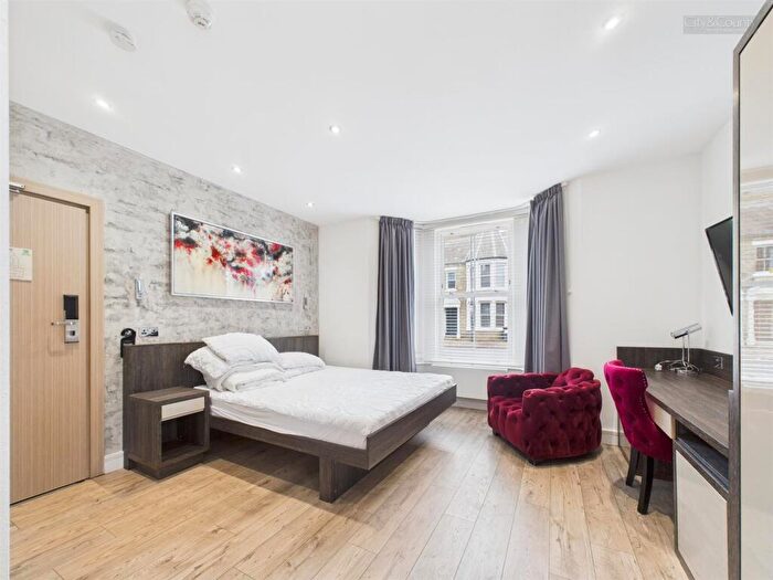 Studio To Rent In Broadway, Peterborough, PE1