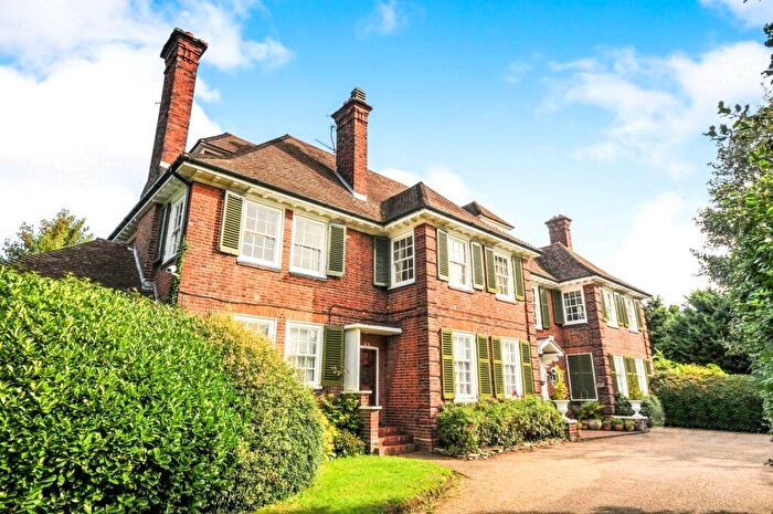 5 Bedroom Flat To Rent In Woodlands Road, Bromley, BR1