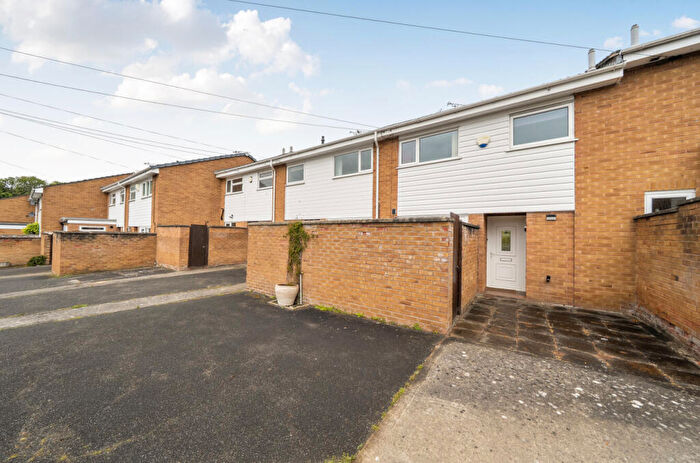 3 Bedroom Terraced House For Sale In Selsdon Court, Handbridge, Chester, CH4
