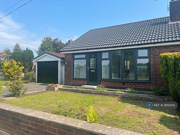 2 Bedroom Bungalow To Rent In Clive Road, Manchester, M35