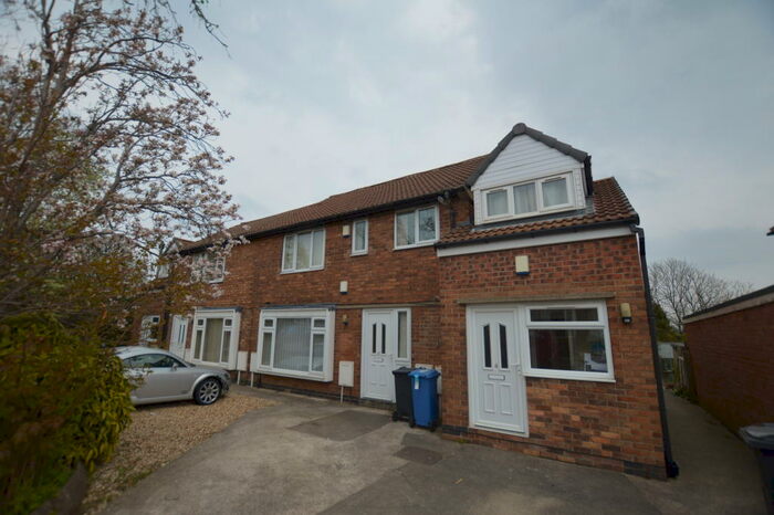 2 Bedroom Apartment To Rent In Park View House, Charnock, Sheffield, S12